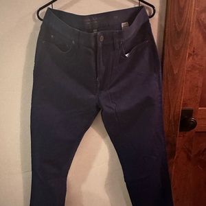 Banana Republic - The Traveler